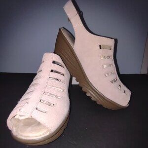 Skechers Comfort Wedge Sandals Size 8 Leather Upper Light Pink